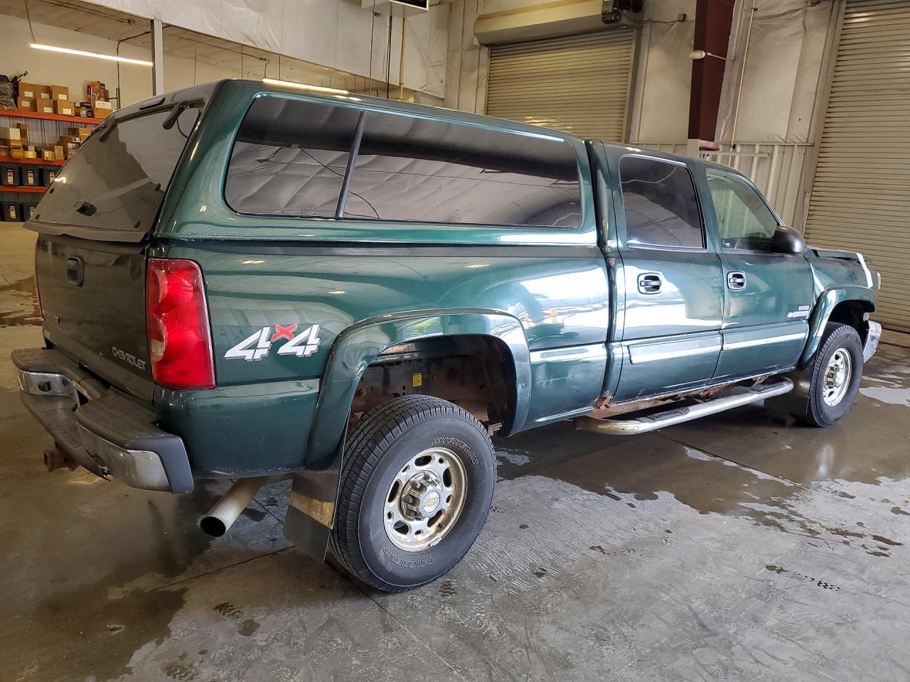 2003 Chevrolet Silverado K2500 Heavy Duty - Фото 3