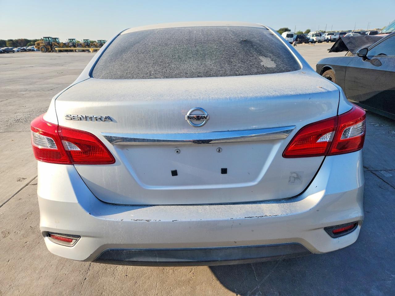 2017 Nissan Sentra S - Фото 6