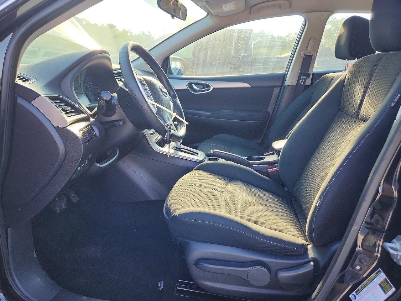 2015 Nissan Sentra S - Фото 7