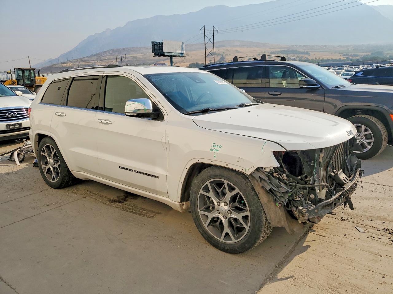 2019 Jeep Grand Cherokee Overland - Фото 4