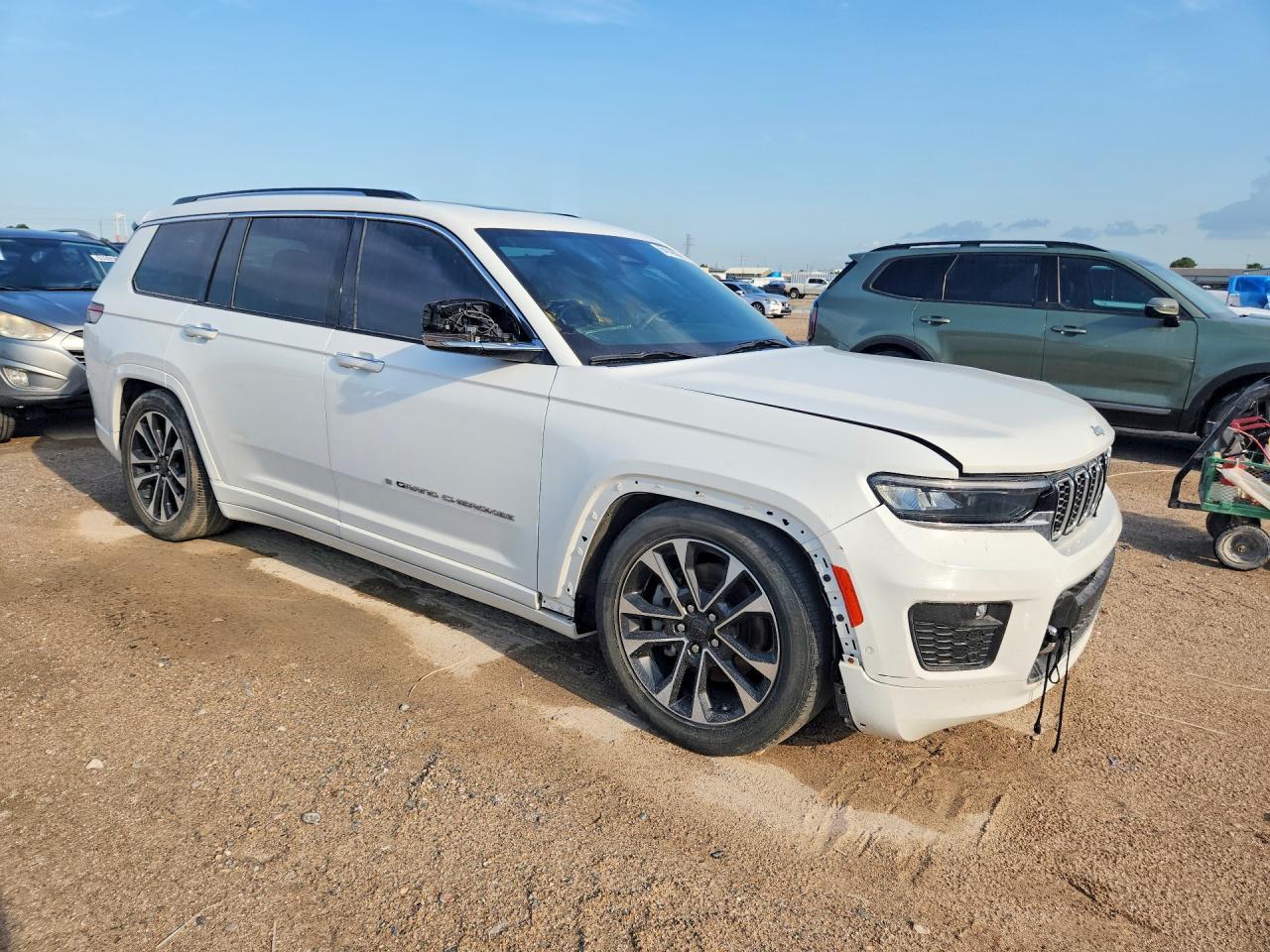 2023 Jeep Grand Cherokee L Overland - Фото 4