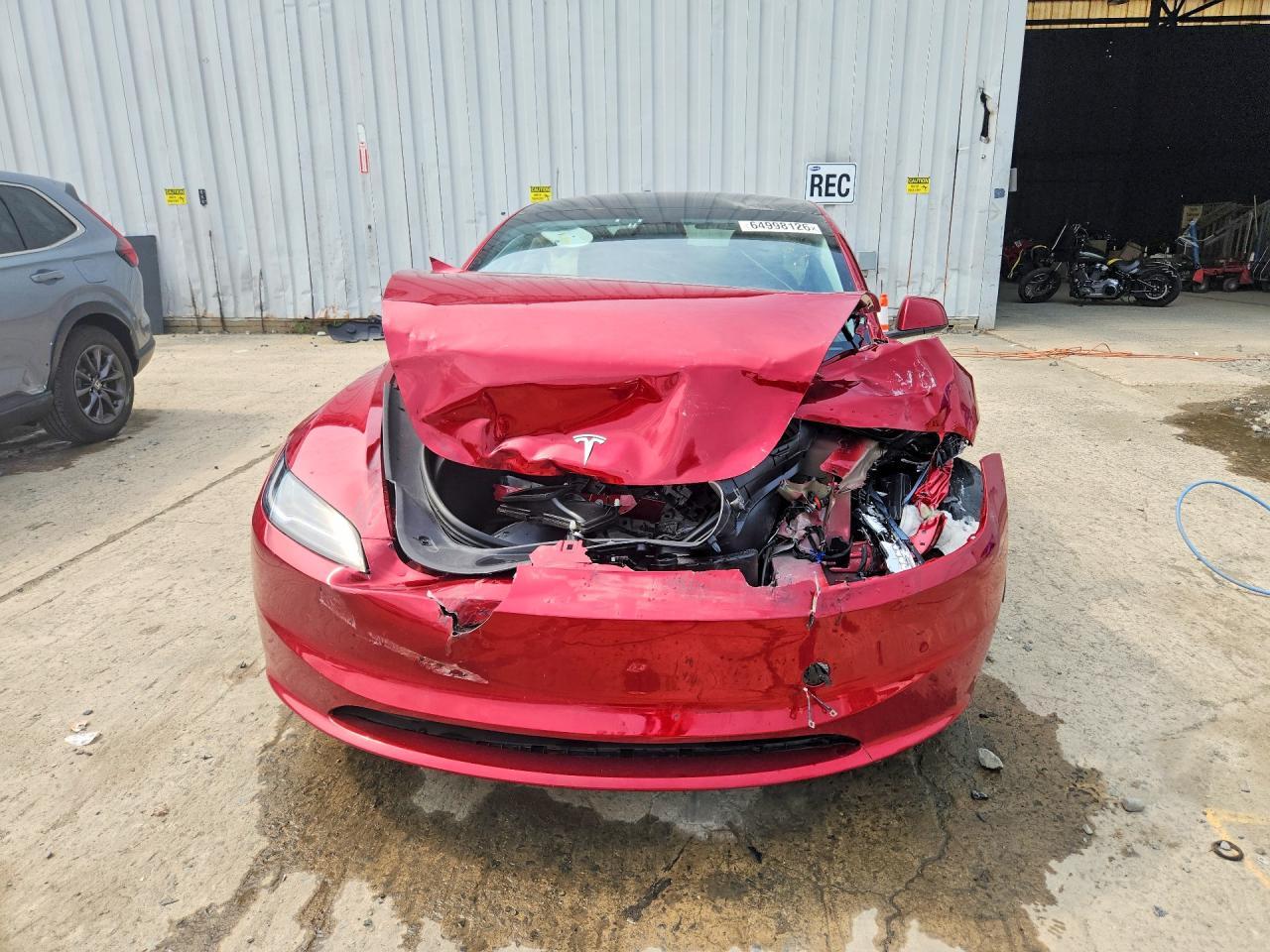 2025 Tesla Model 3 - Image 5