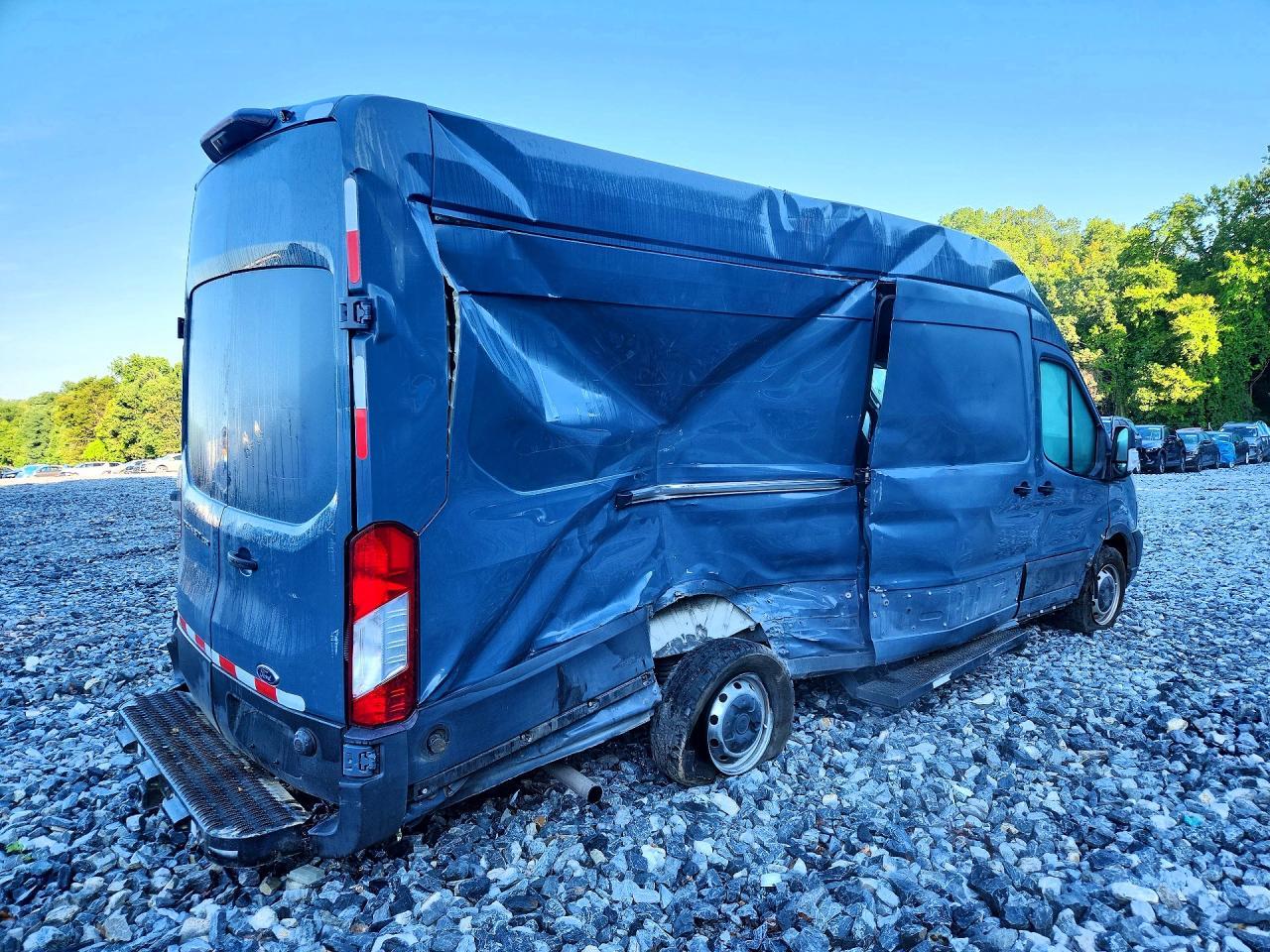 2020 Ford Transit T-250 Delivery Van - Image 3