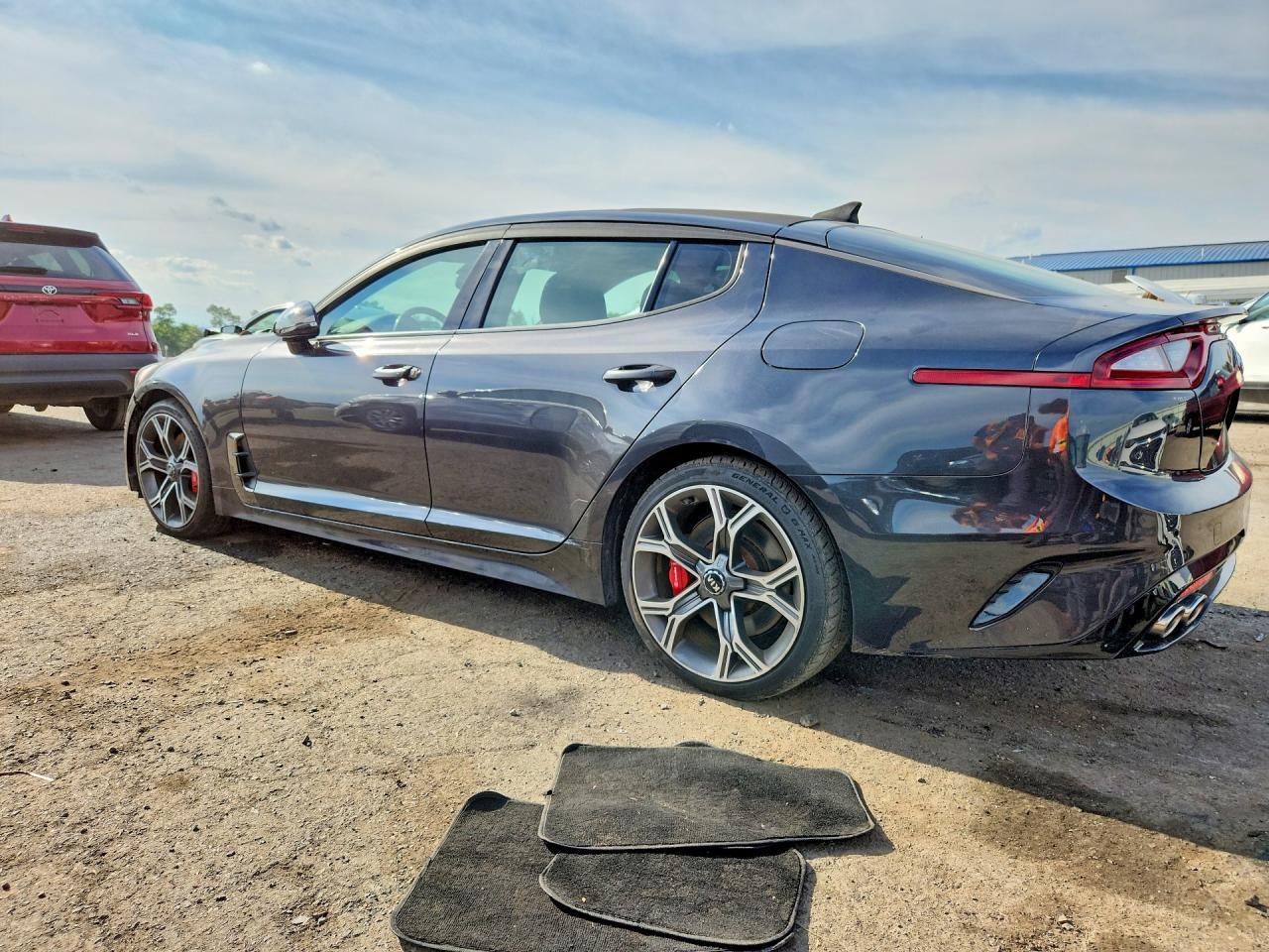 2019 Kia Stinger Gt1 - Image 2