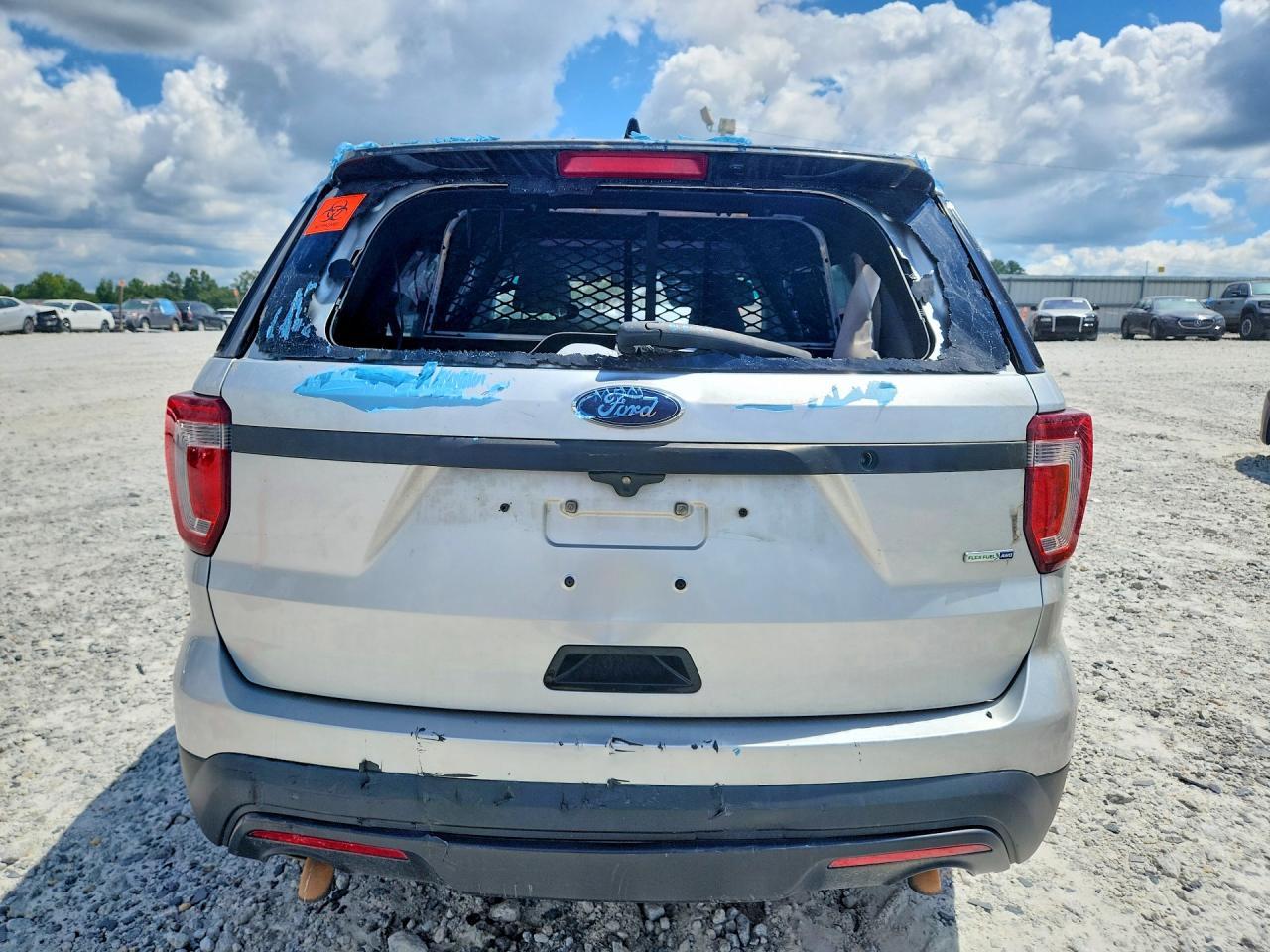 2017 Ford Explorer Police Interceptor - Image 6