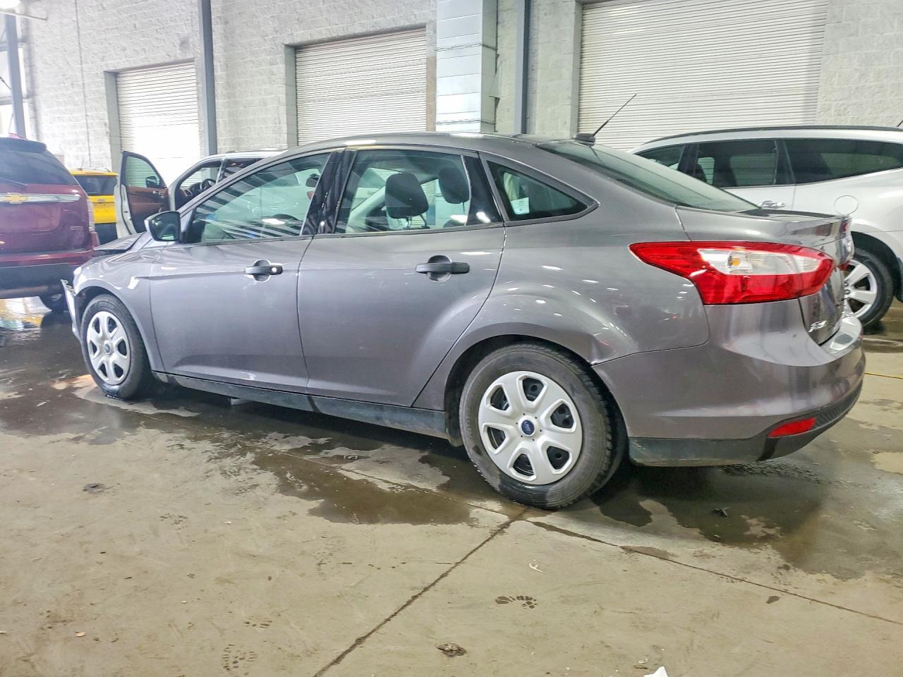 2014 Ford Focus S - Image 2