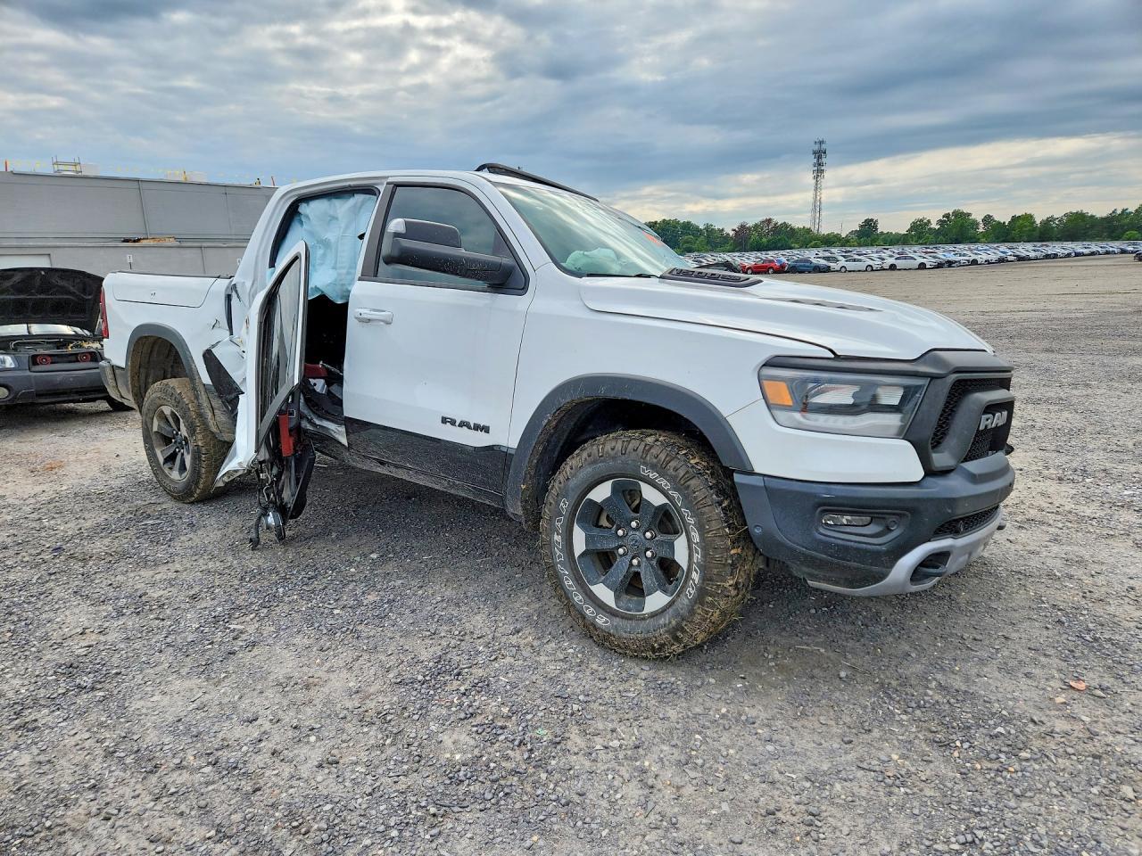 2019 Ram 1500 Rebel - Фото 4