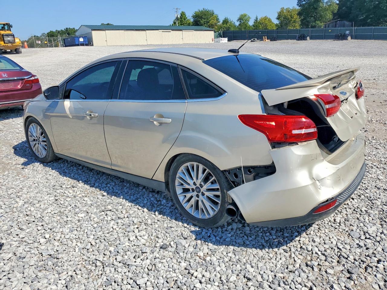 2018 Ford Focus Titanium - Image 2