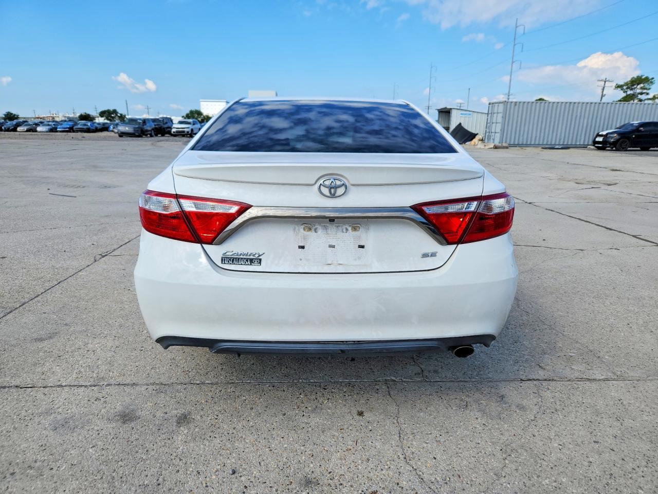 2016 Toyota Camry Se - Фото 6