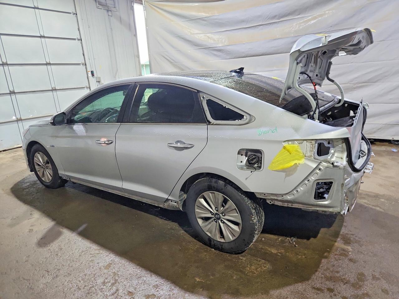 2018 Hyundai Sonata Hybrid Limited - Image 2