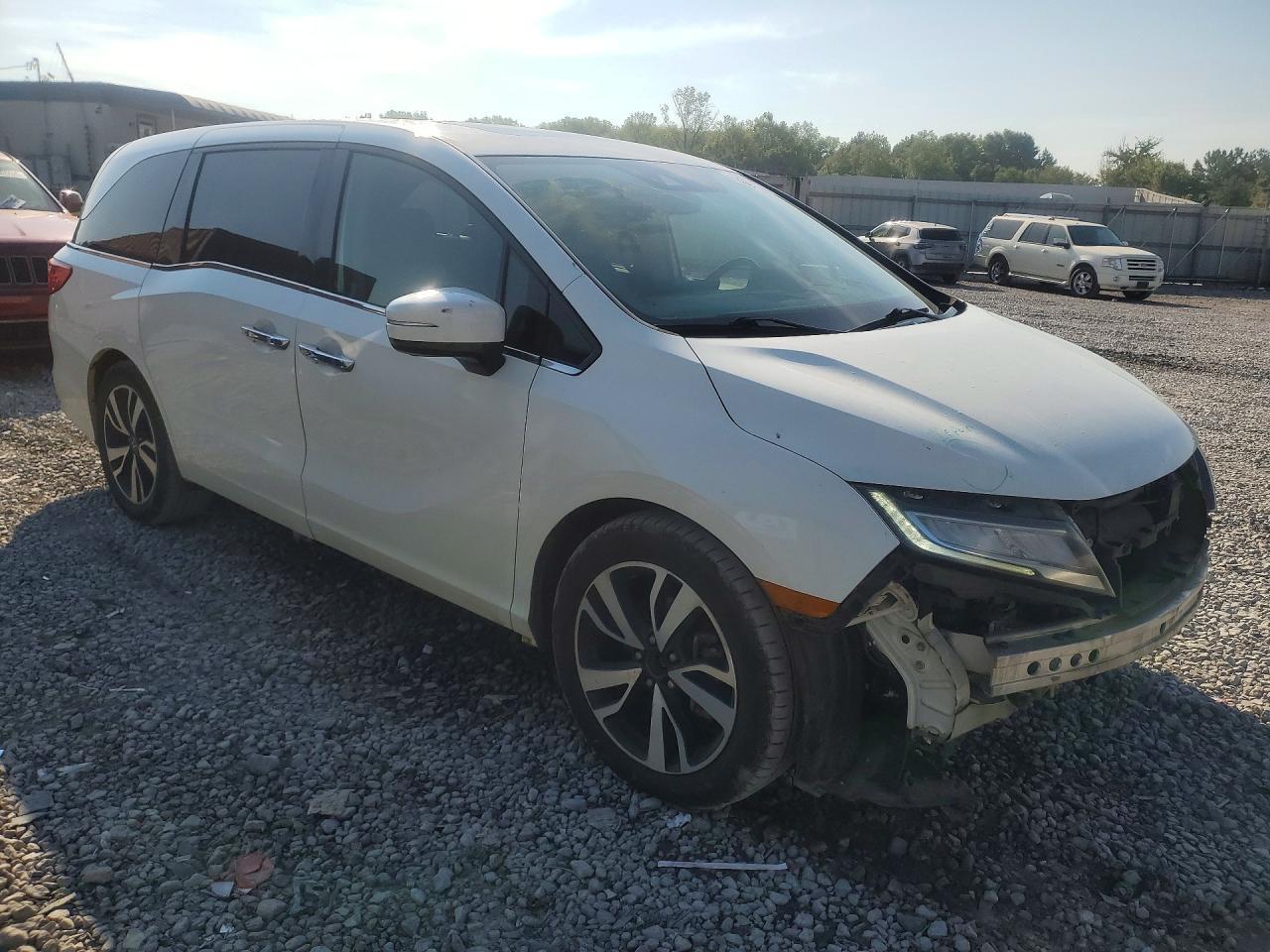 2018 Honda Odyssey Elite - Image 4