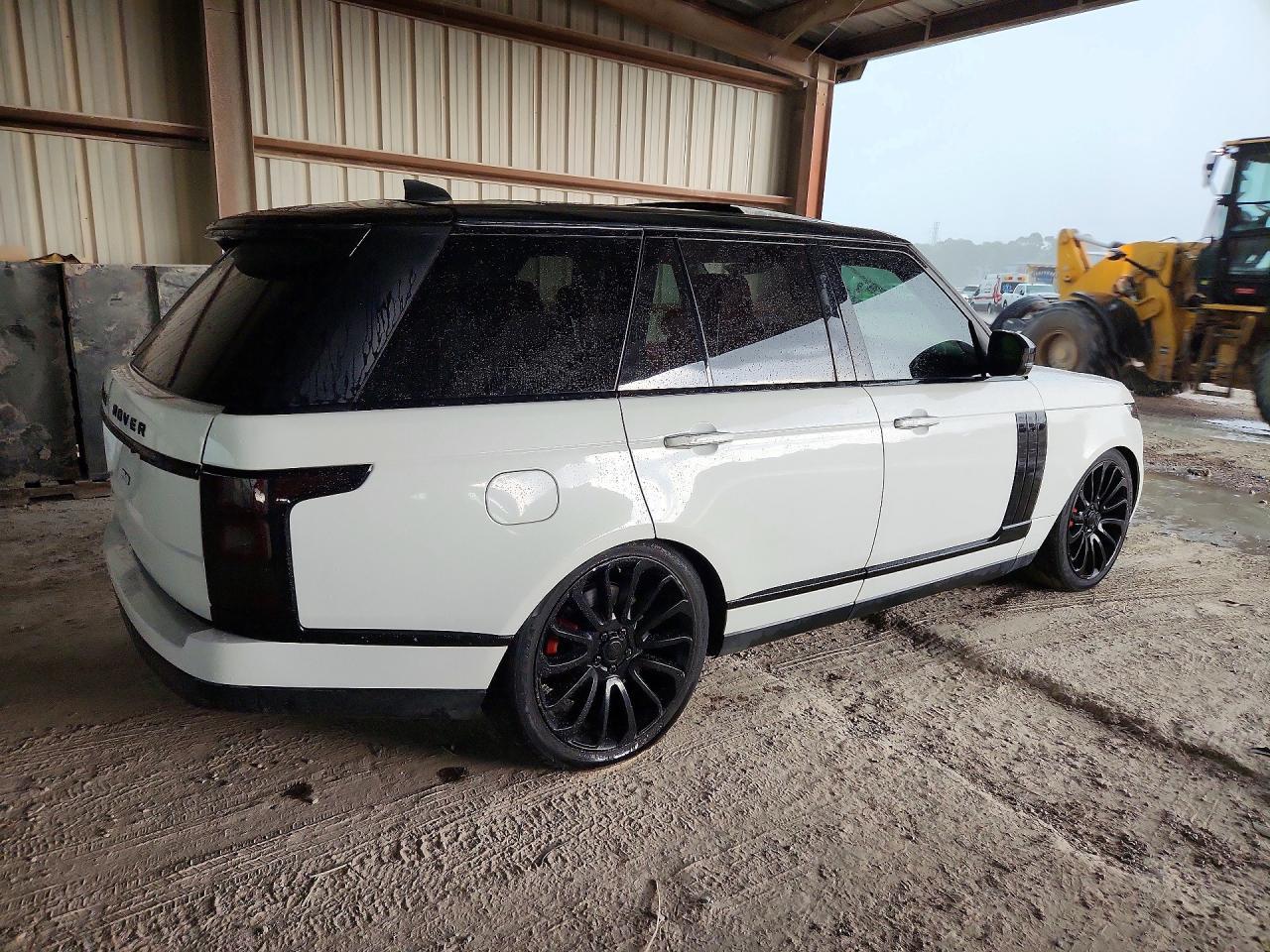 2017 Land Rover Range Rover Autobiography - Image 3