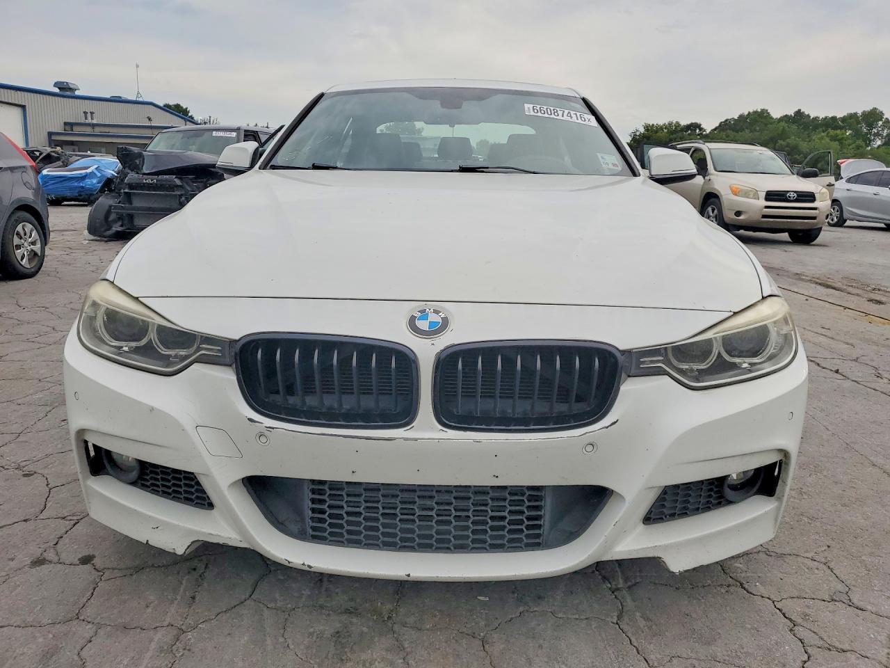 2015 BMW 335 I - Фото 5
