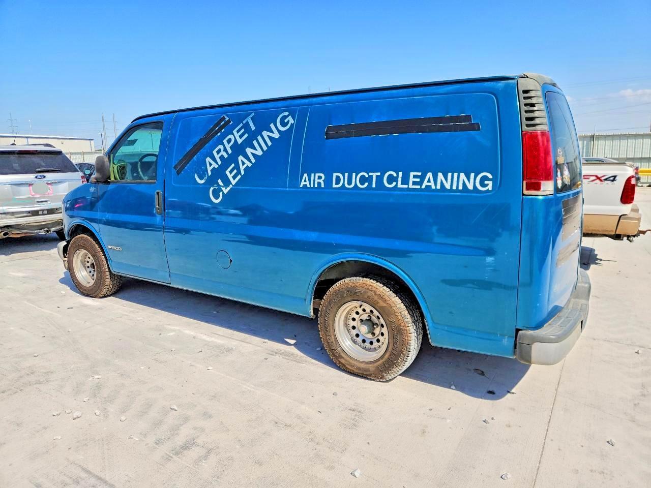 1998 Chevrolet Express G1500 - Image 2