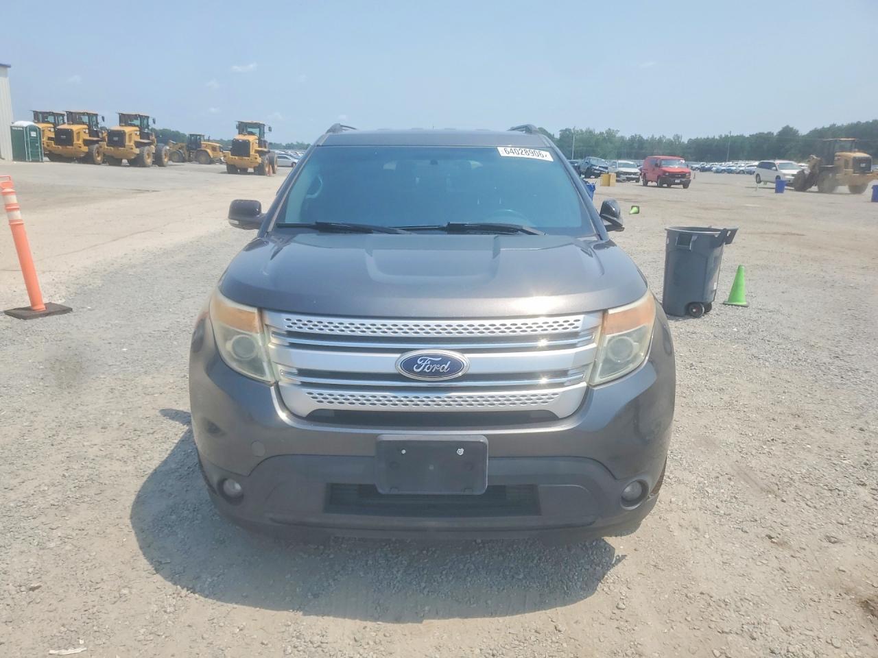 2015 Ford Explorer Xlt - Фото 5