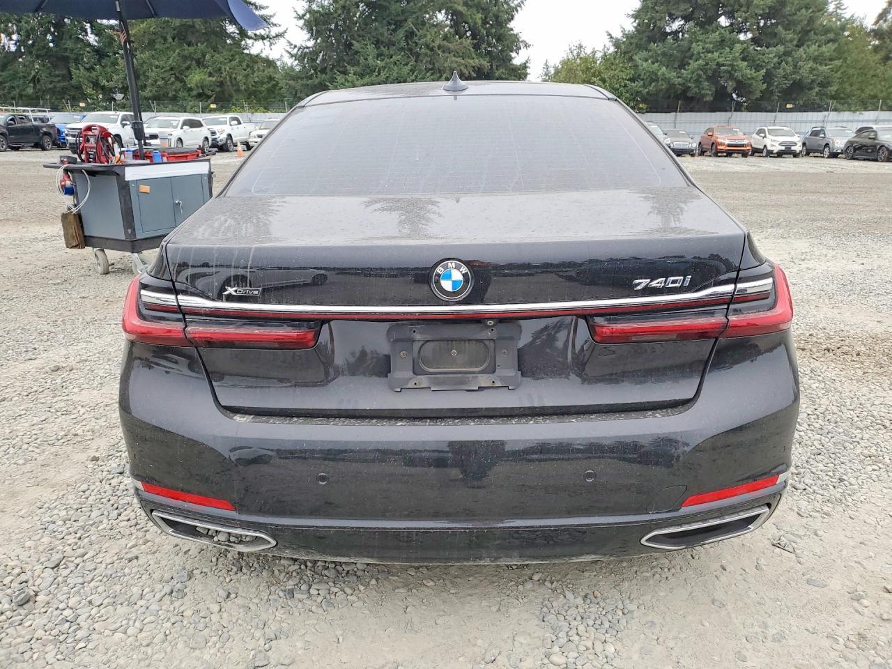 2020 BMW 740 Xi - Фото 6
