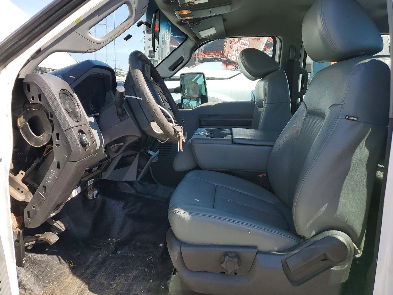 2016 Ford F450 Super Duty - Image 7