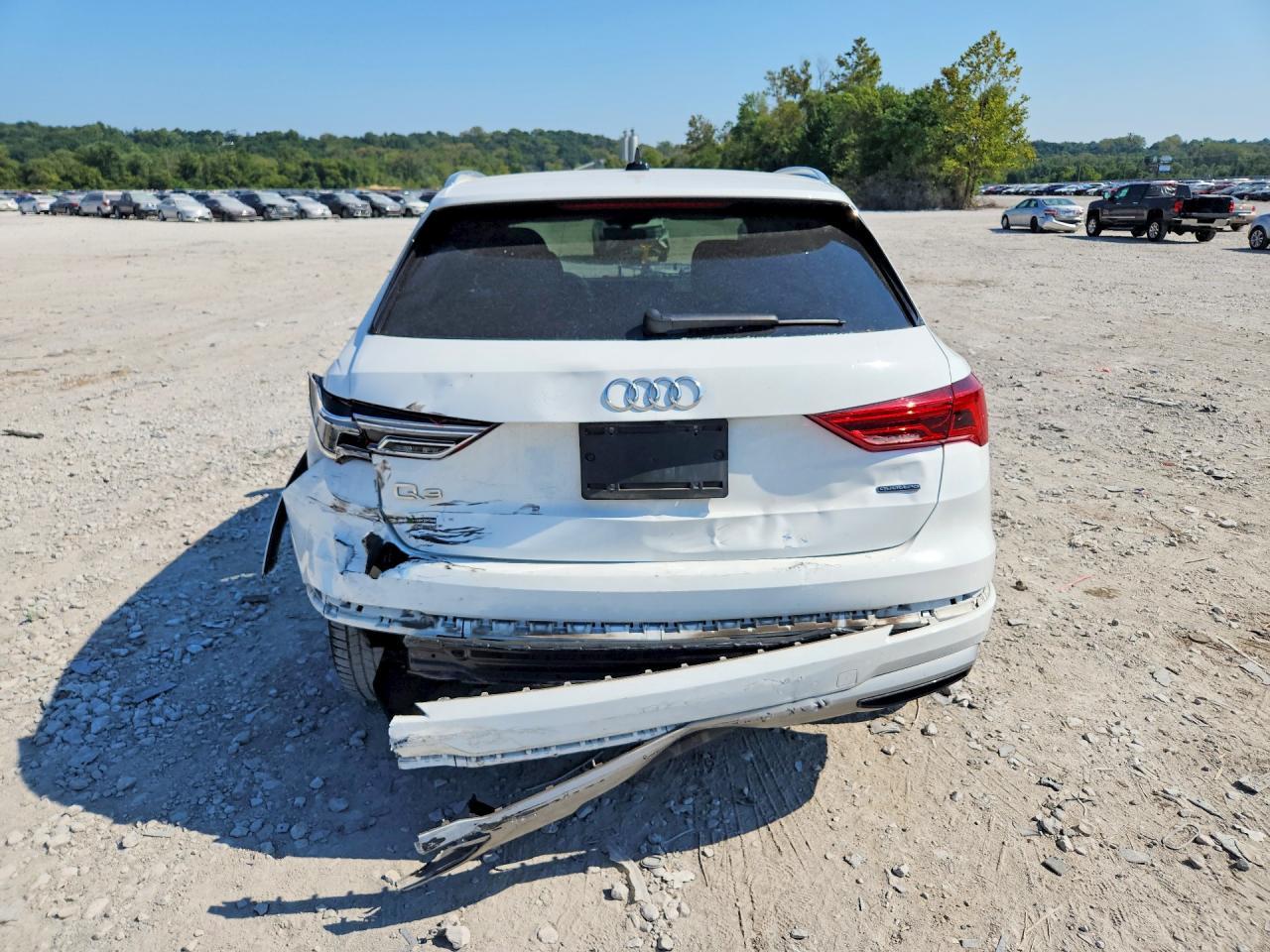 2021 Audi Q3 Premium 40 - Image 6