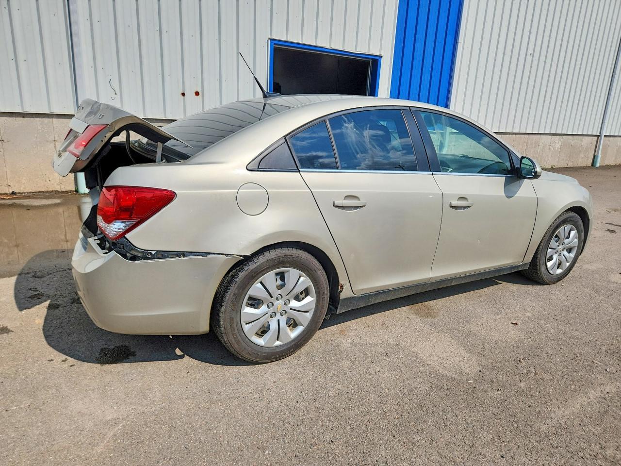 2014 Chevrolet Cruze Lt - Image 3
