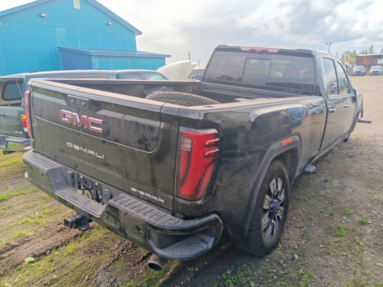 2026 GMC Sierra K3500 Denali - Фото 3