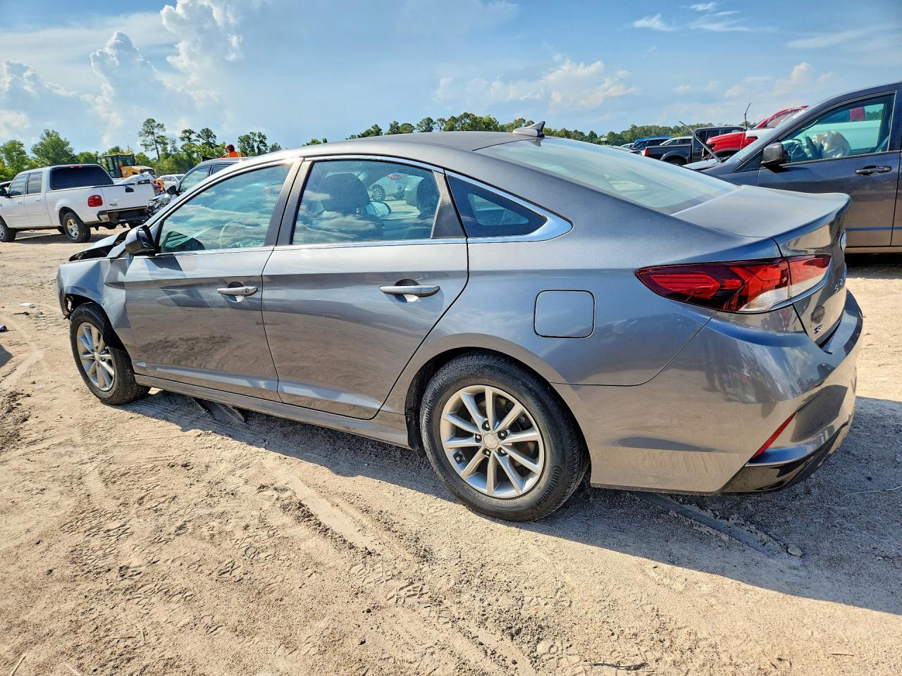 2018 Hyundai Sonata Se - Фото 2