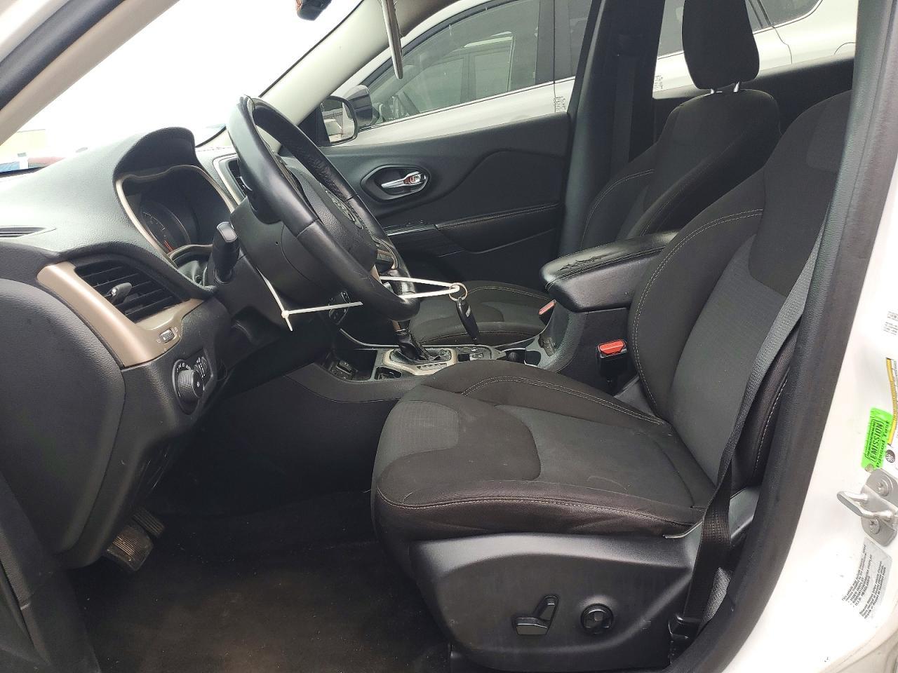 2016 Jeep Cherokee Latitude - Фото 7