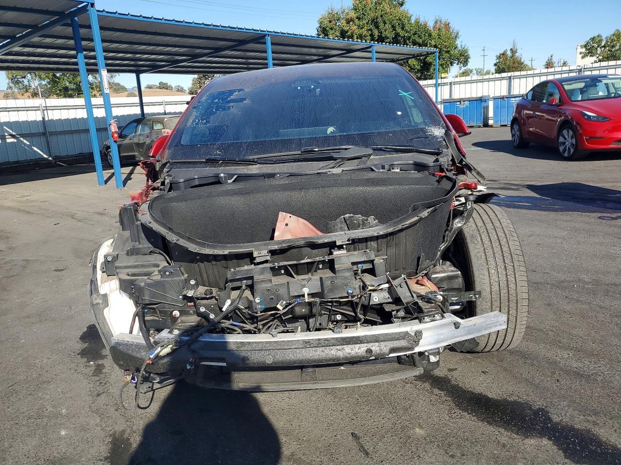 2023 Tesla Model X - Image 5
