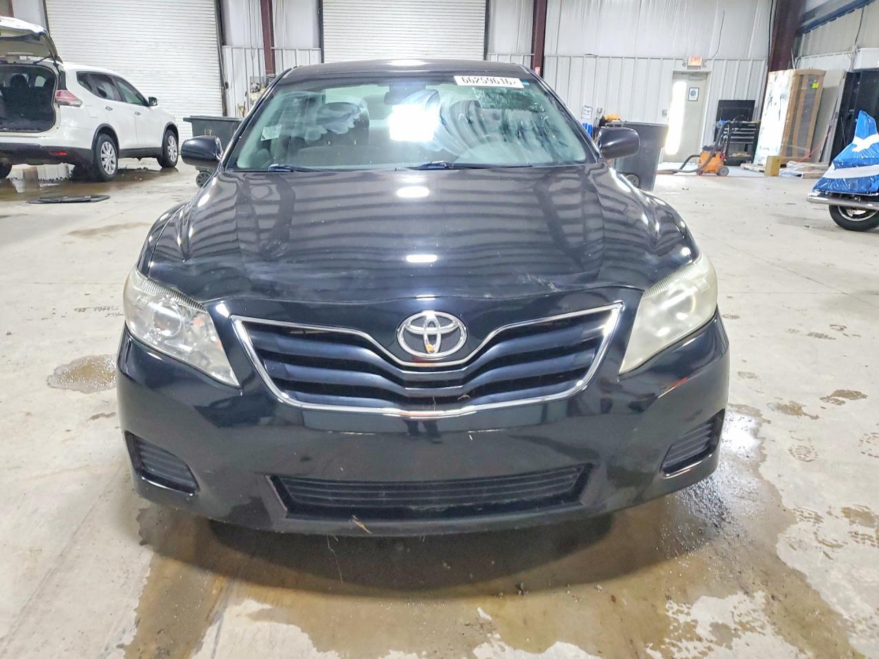 2011 Toyota Camry Le - Фото 5