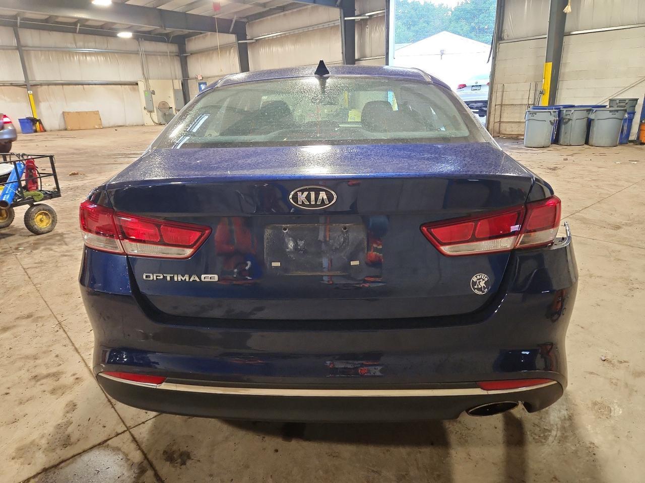 2017 Kia Optima Lx - Image 6