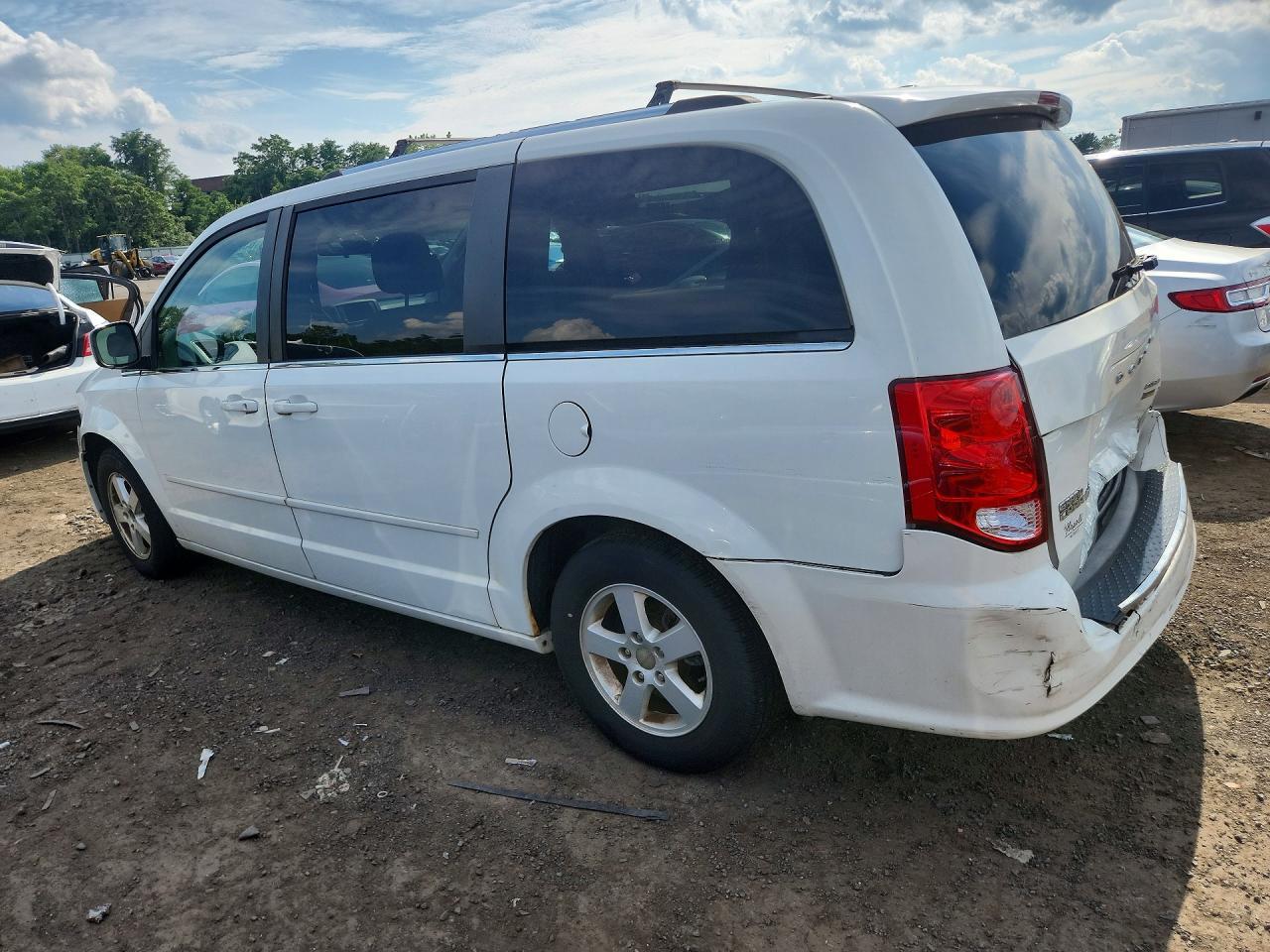 2011 Dodge Grand Caravan Crew - Фото 2