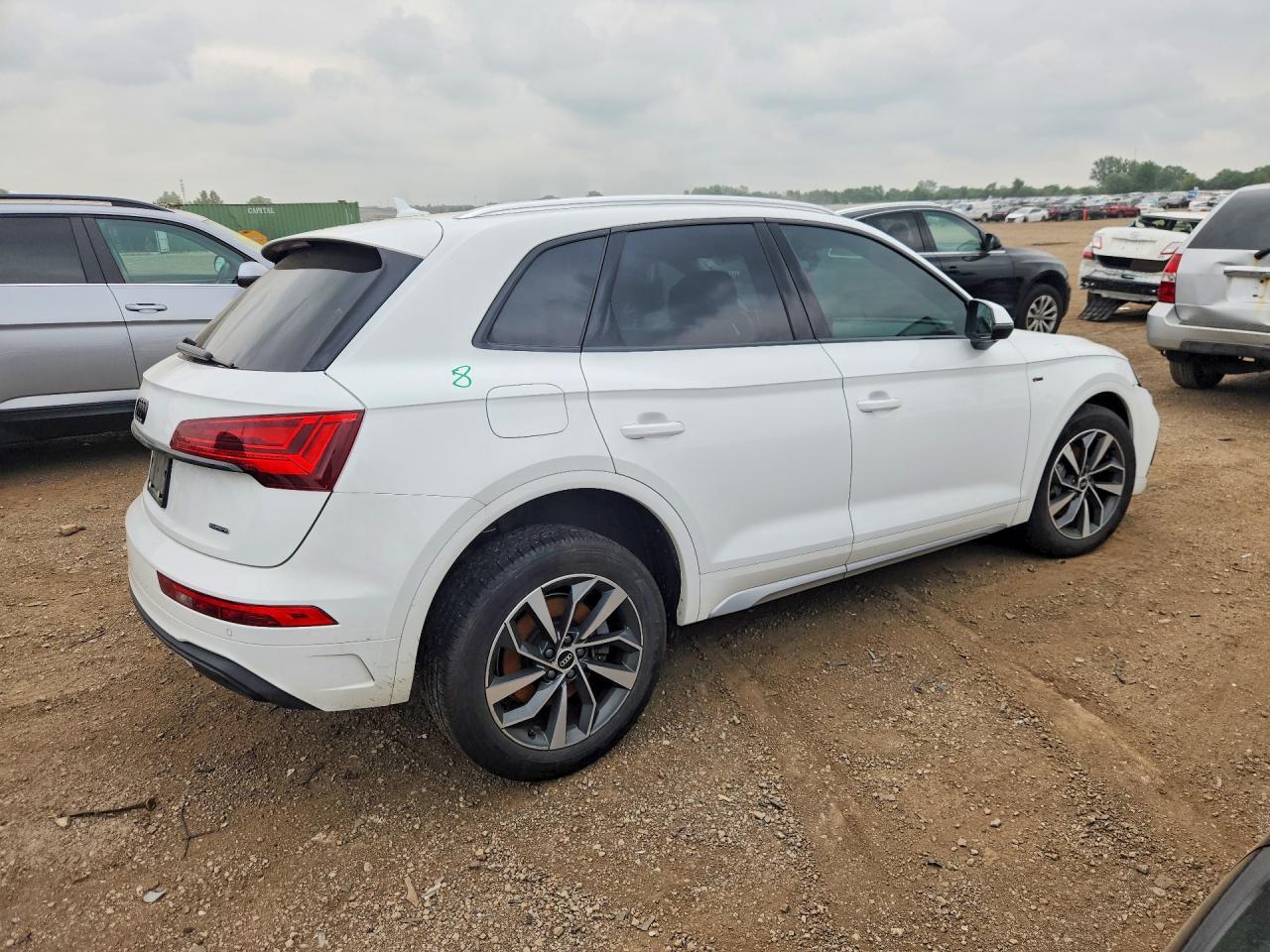 2021 Audi Q5 Premium - Фото 3