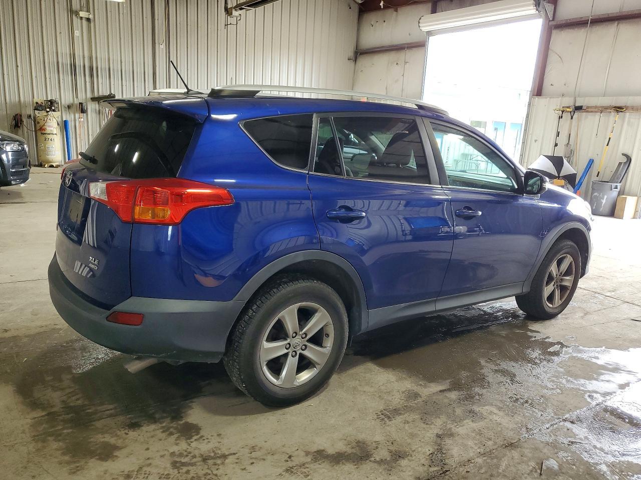2015 Toyota Rav4 Xle - Фото 3