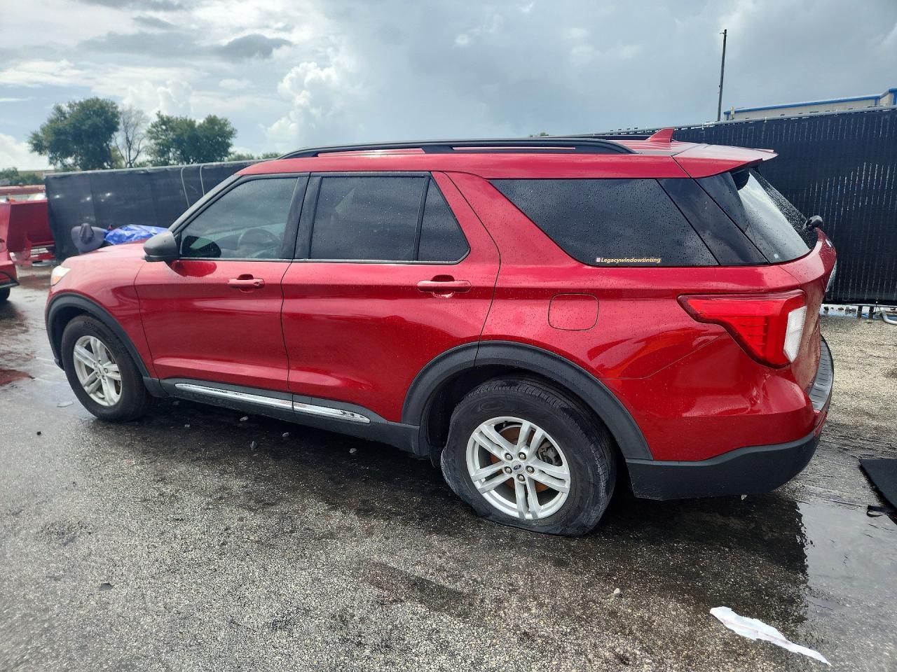 2020 Ford Explorer Xlt - Фото 2