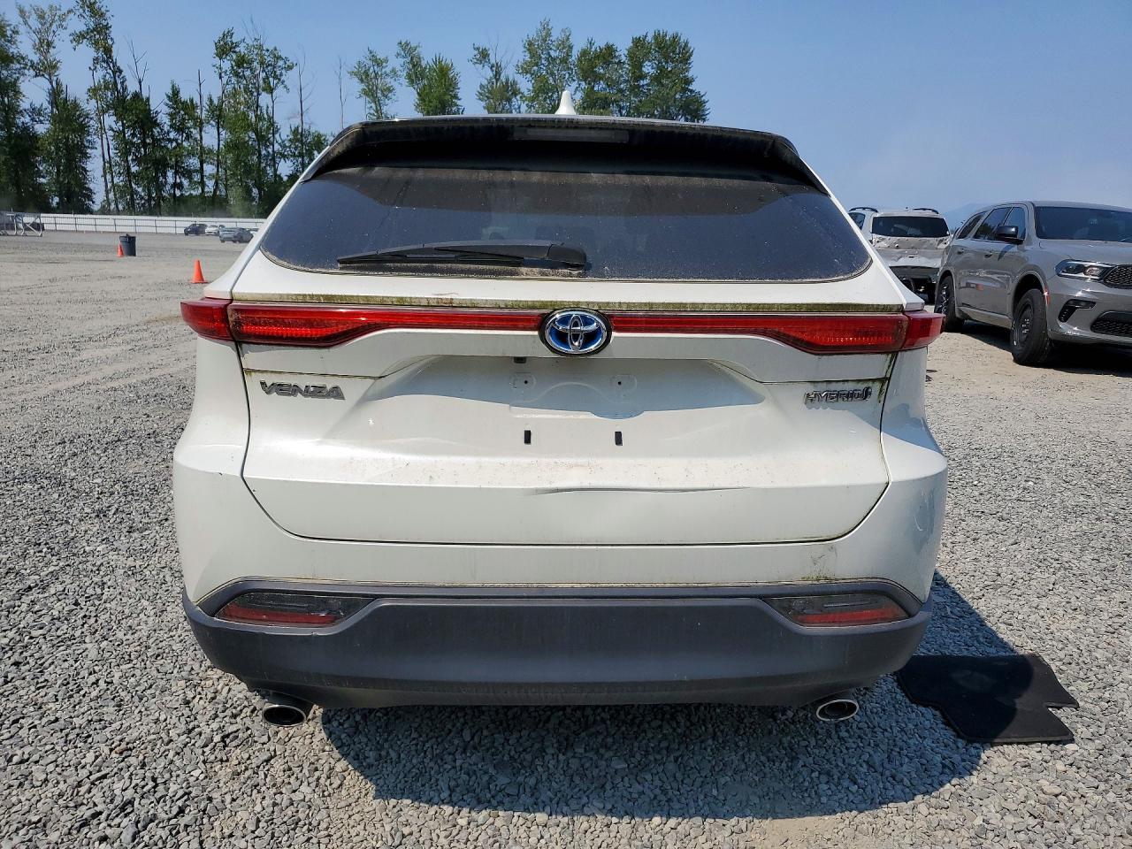 2022 Toyota Venza Le - Фото 6