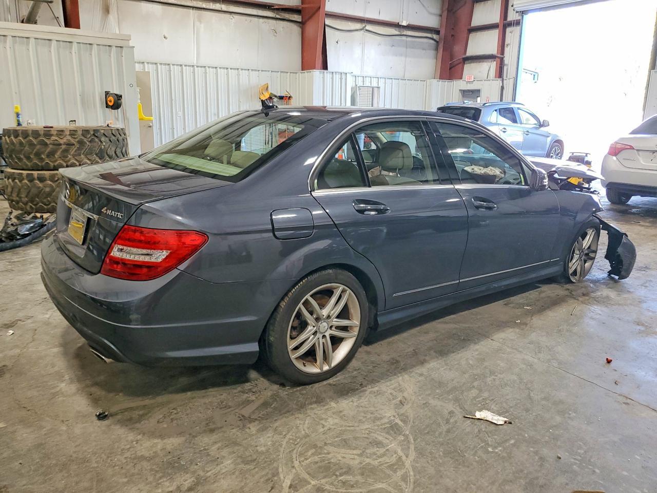 2014 Mercedes-Benz C 300 4Matic - Image 3