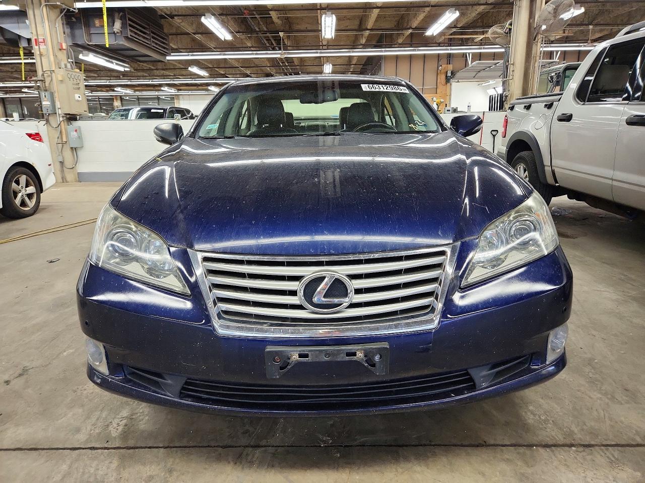 2011 Lexus Es 350 - Image 5