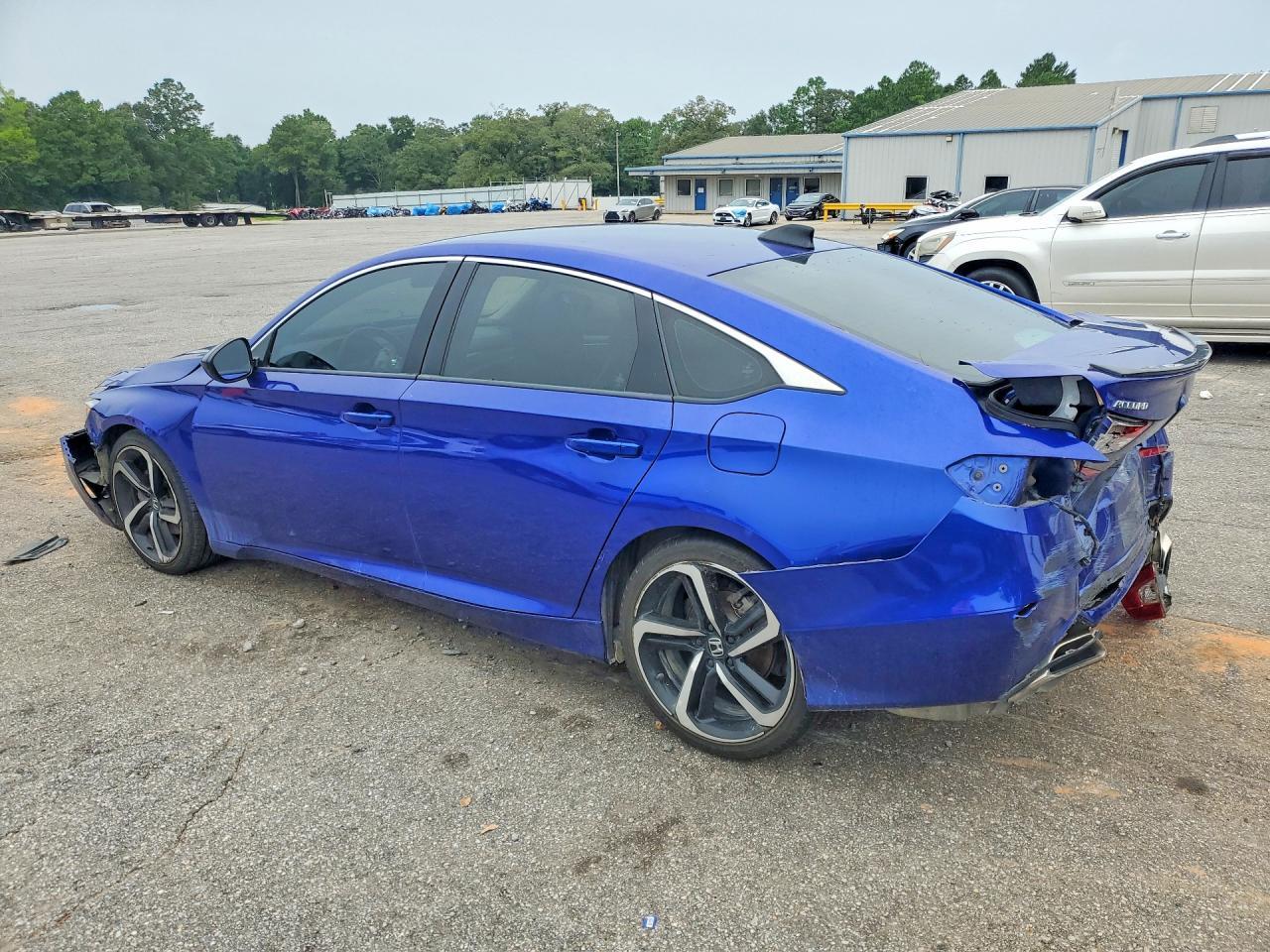 2022 Honda Accord Sport Se - Image 2