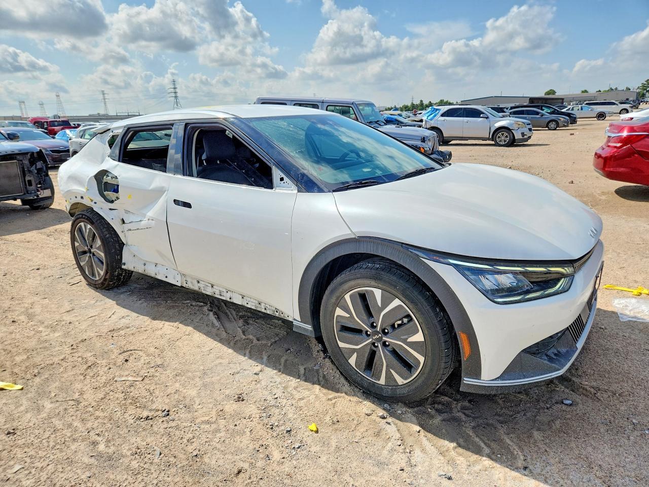 2024 Kia Ev6 Light Long Range - Image 4