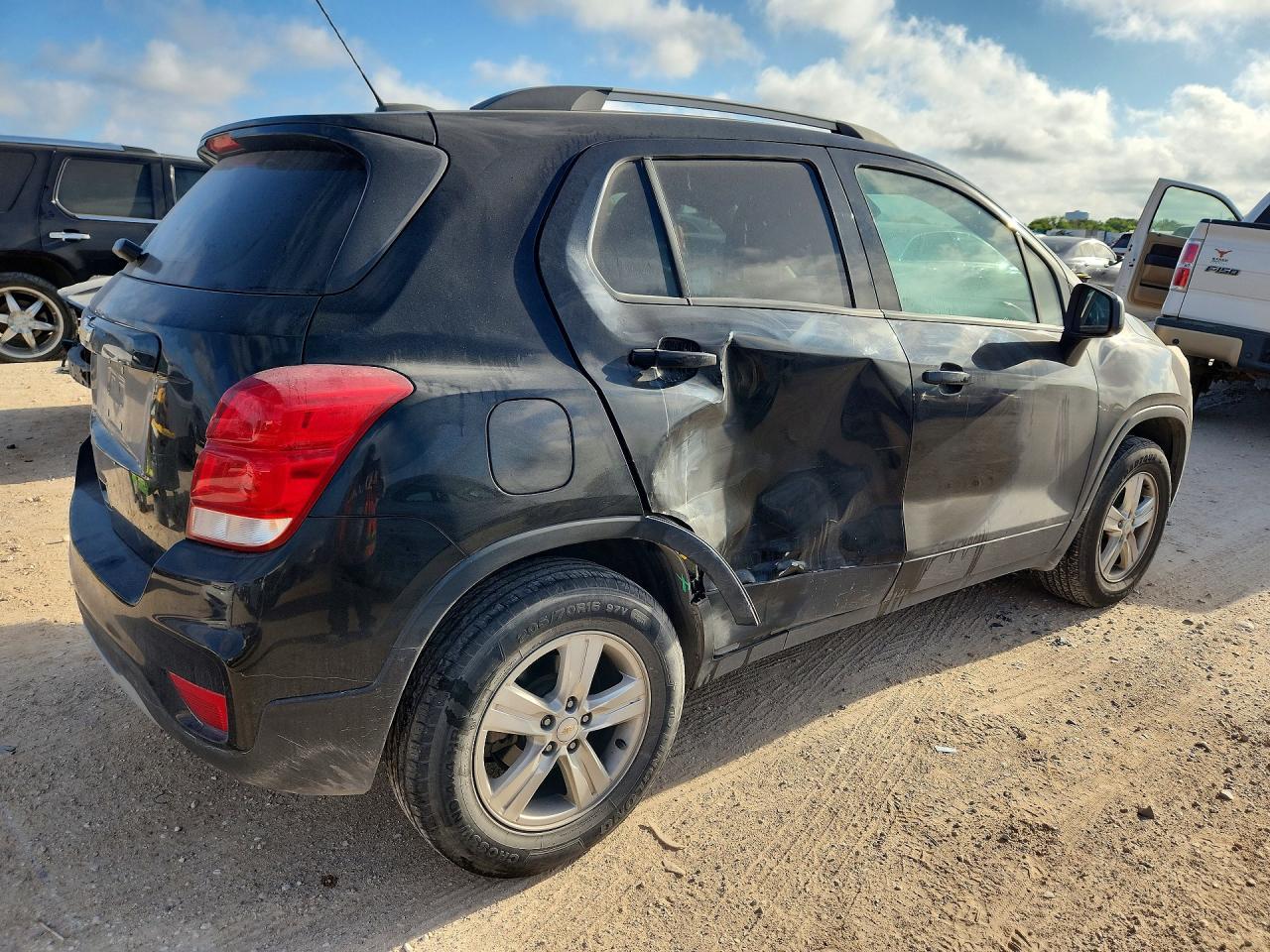 2021 Chevrolet Trax 1Lt - Фото 3