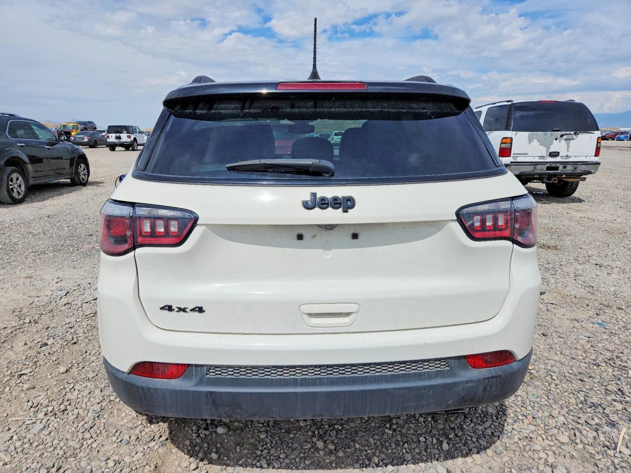 2018 Jeep Compass Latitude - Image 6