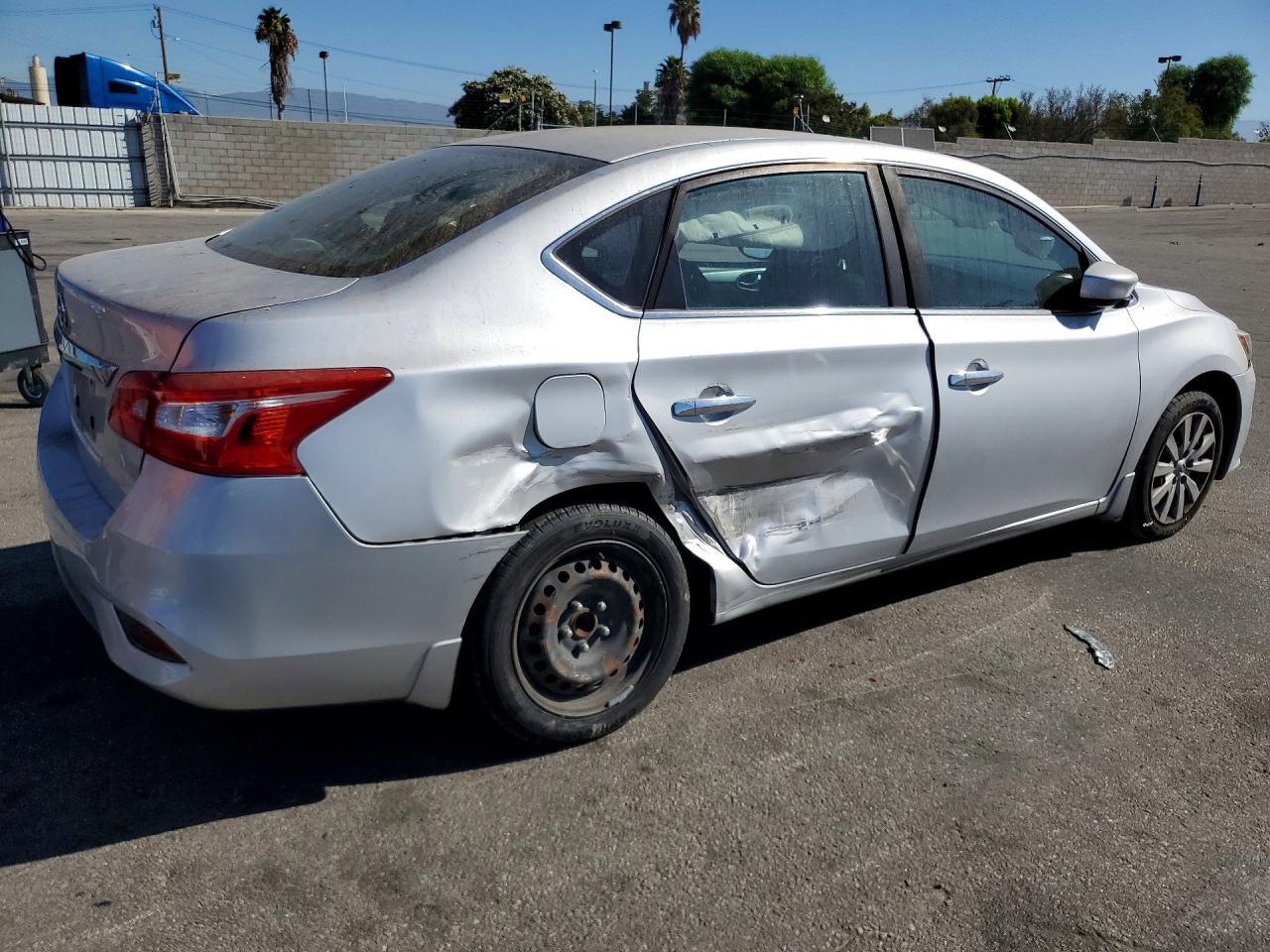 2019 Nissan Sentra S - Image 3