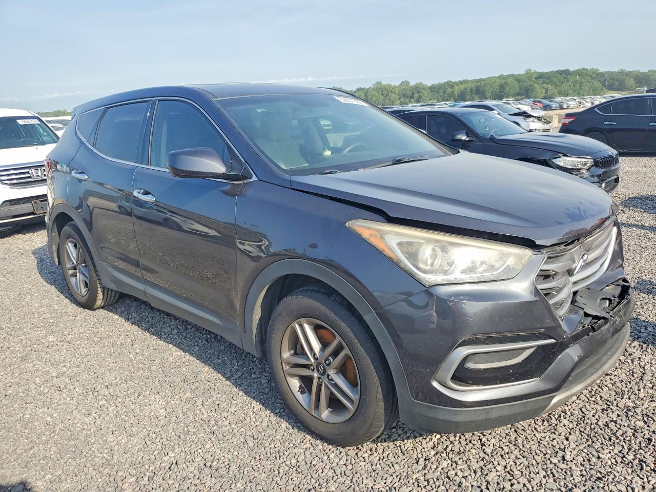 2017 Hyundai Santa Fe Sport 2.4L - Image 4