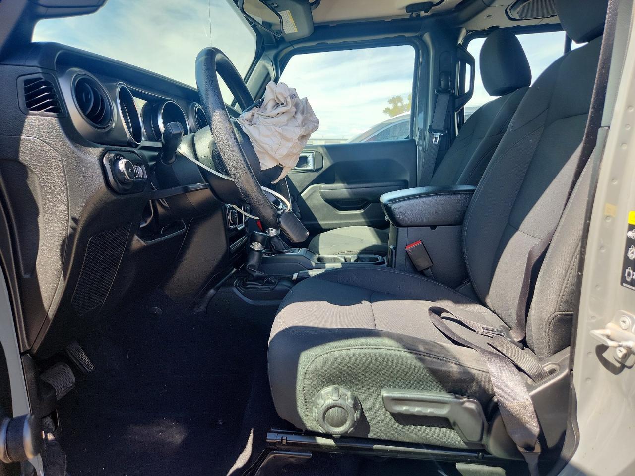 2022 Jeep Wrangler Unlimited Sport - Фото 7