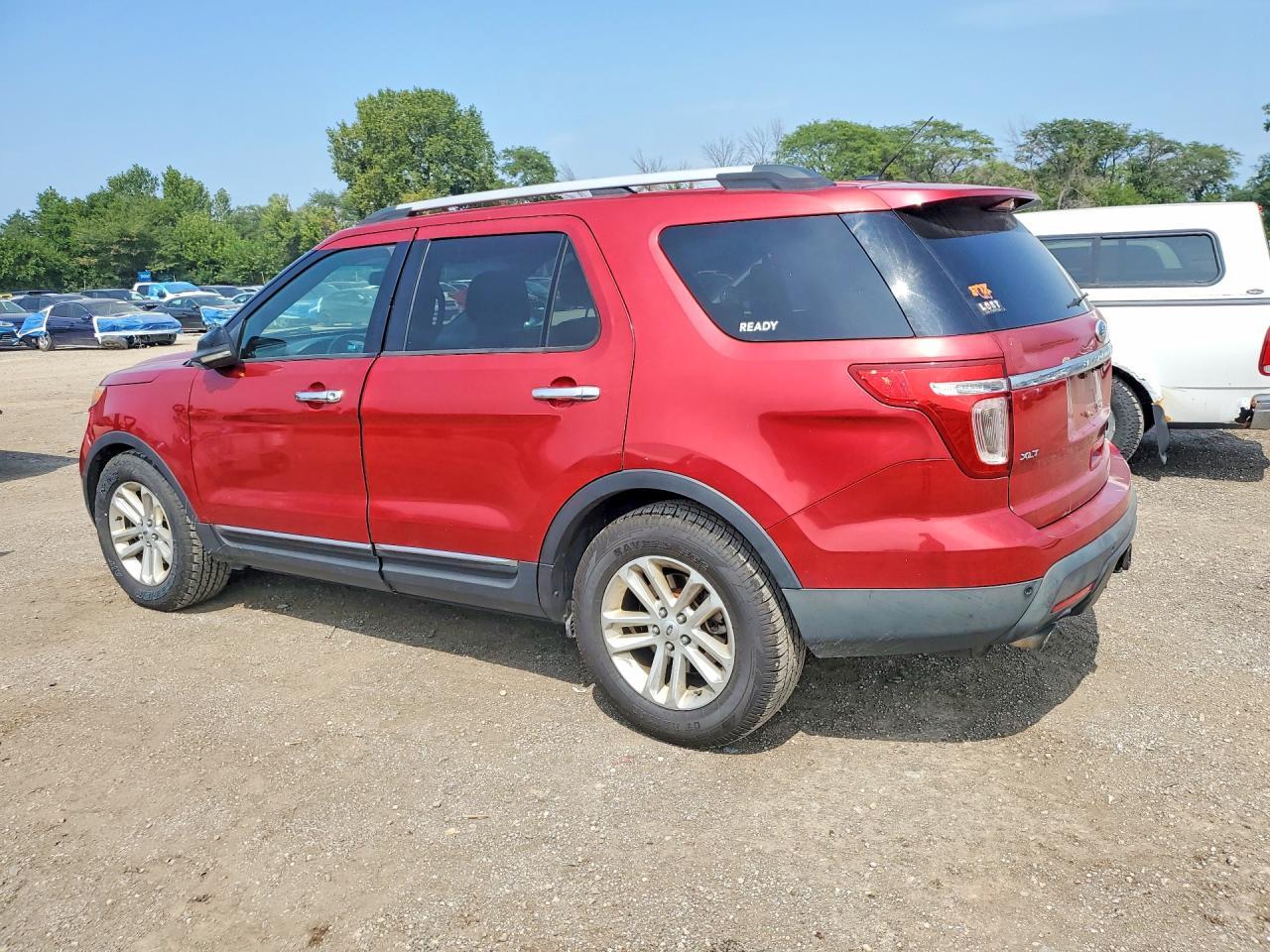 2012 Ford Explorer Xlt - Фото 2