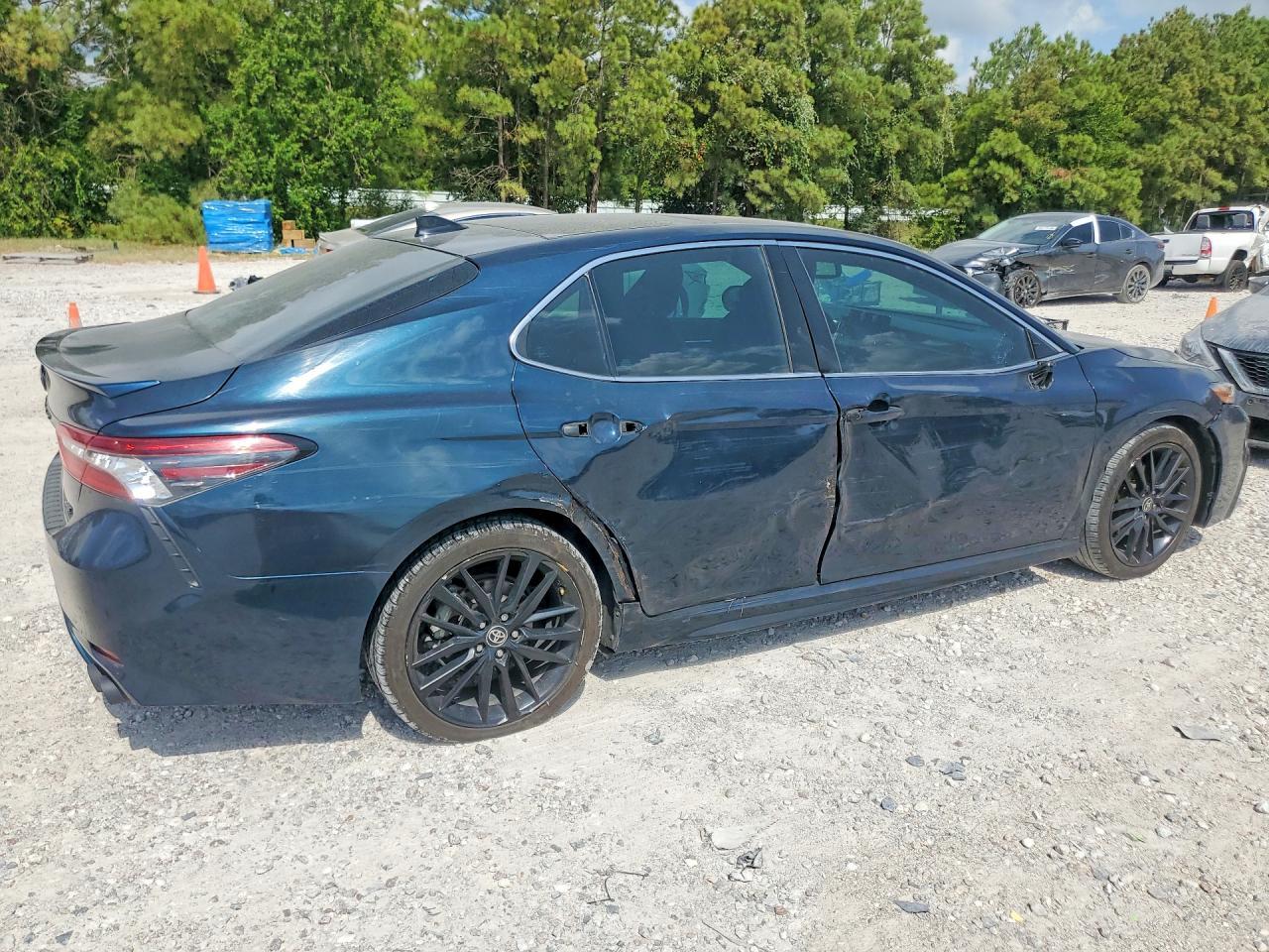 2021 Toyota Camry Xse - Image 3