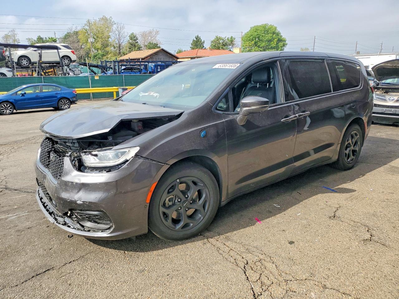 2022 Chrysler Pacifica Hybrid Touring L