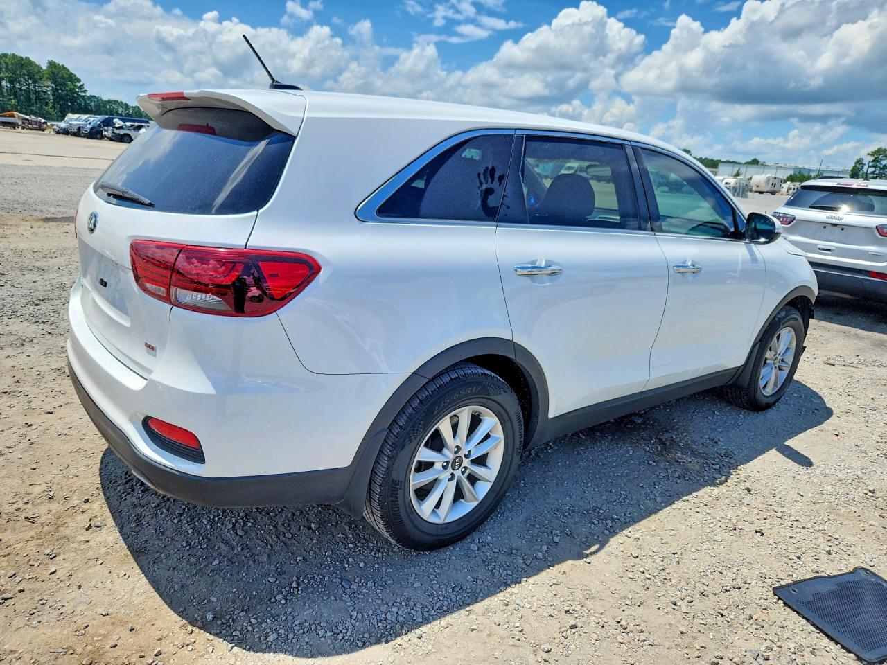 2019 Kia Sorento L - Фото 3