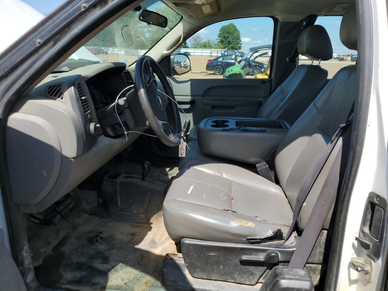 2011 Chevrolet Silverado K1500 - Image 7
