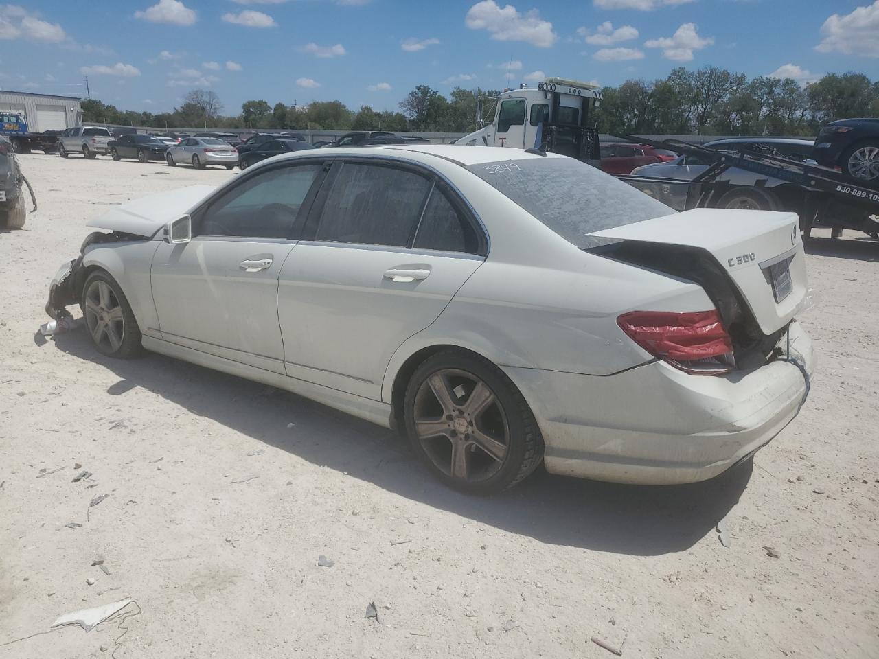 2011 Mercedes-Benz C 300 4Matic - Фото 2