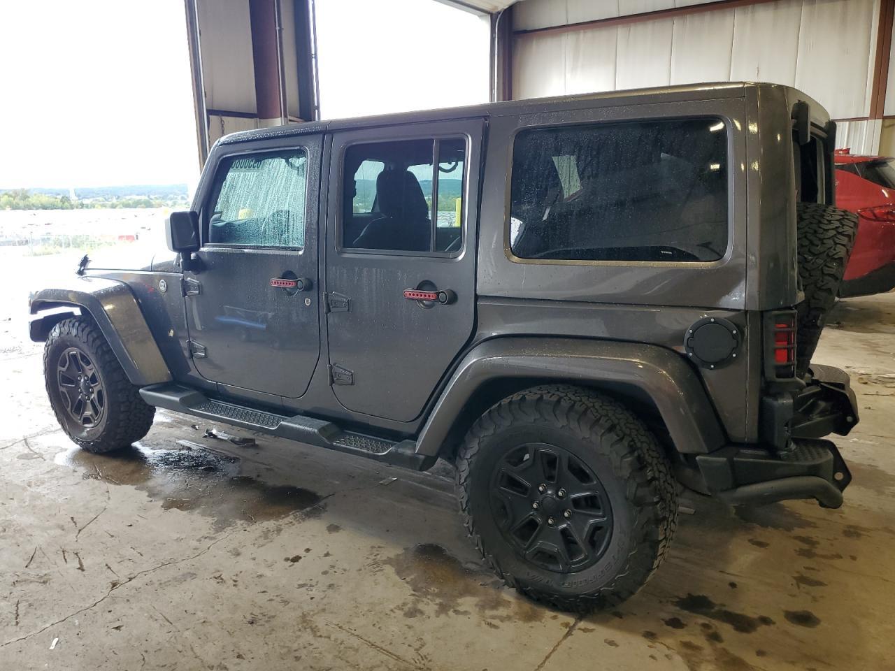 2016 Jeep Wrangler Unlimited Sahara - Фото 2